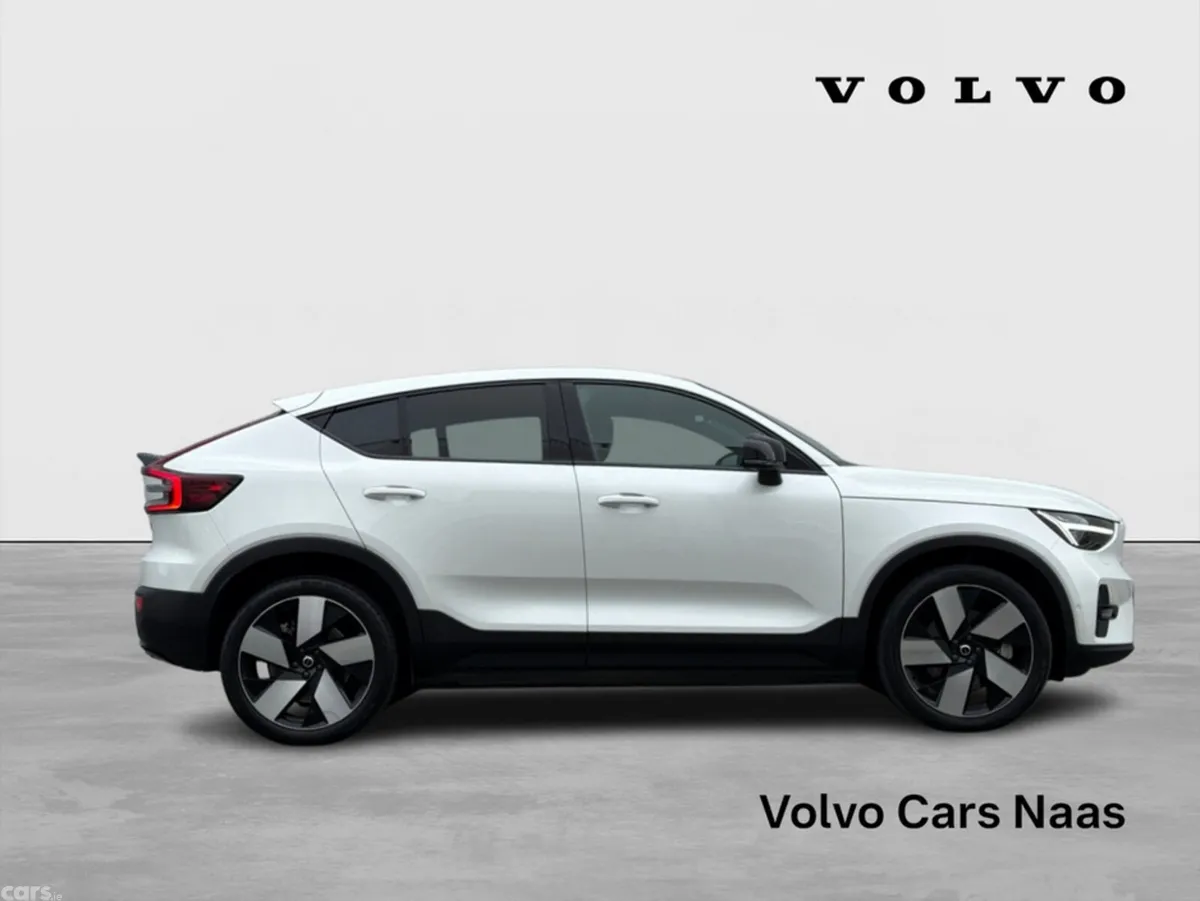 Volvo C40 Estate, Electric, 2023, White