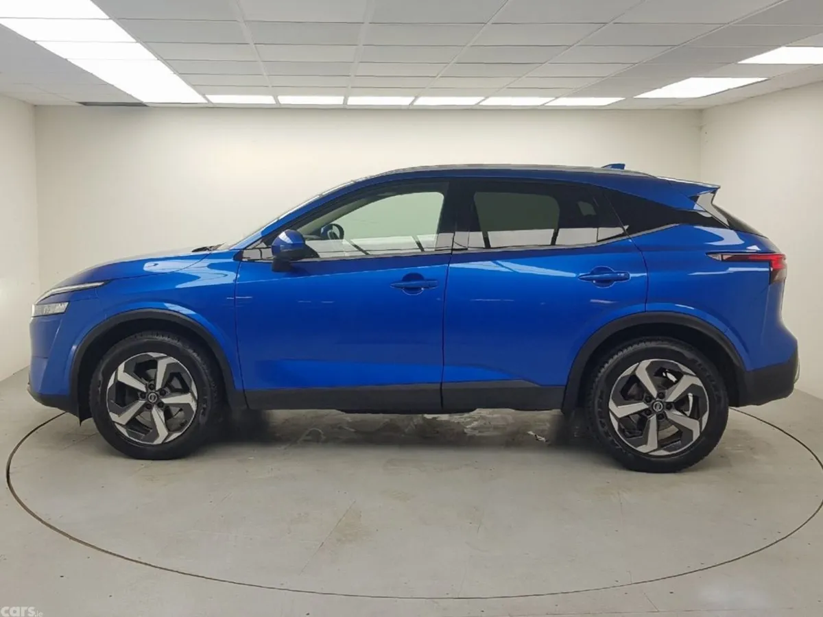 Nissan Qashqai MPV, Petrol, 2021, Blue