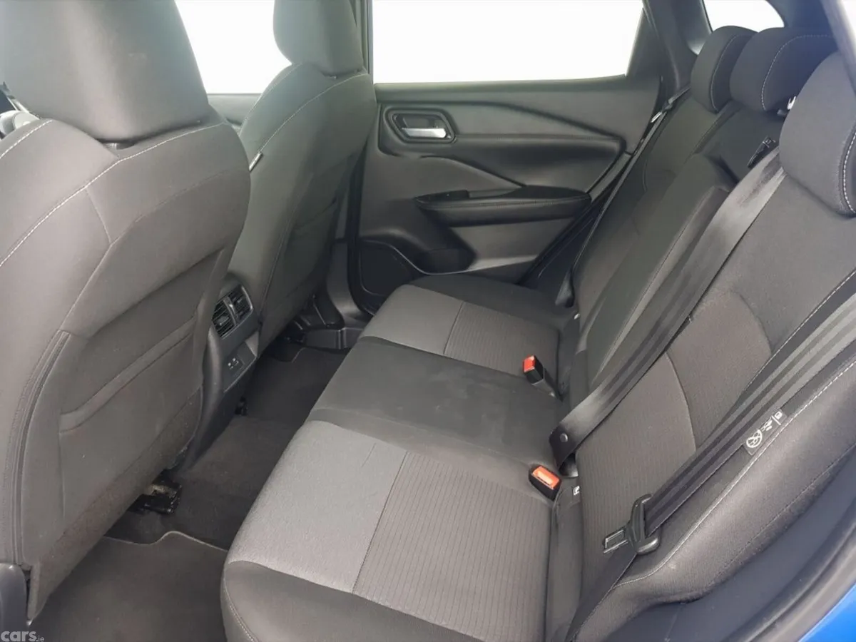 Nissan Qashqai MPV, Petrol, 2021, Blue
