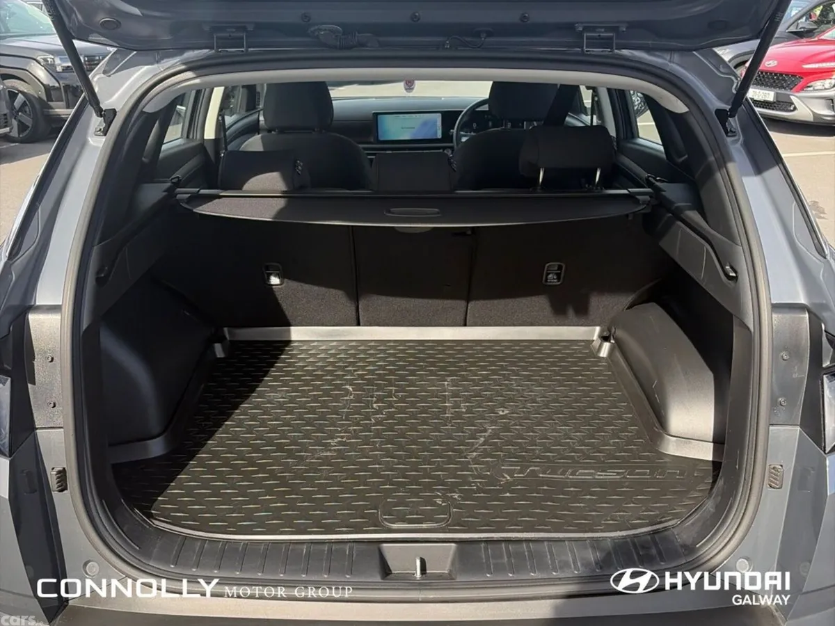 Hyundai Tucson SUV, Petrol Plug-in Hybrid, 2026, Grey
