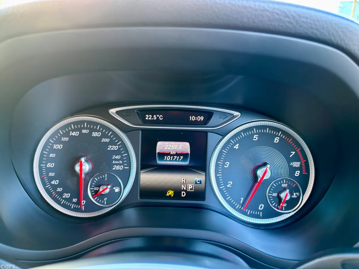 Mercedes-Benz B-Class MPV, Petrol, 2017, Blue