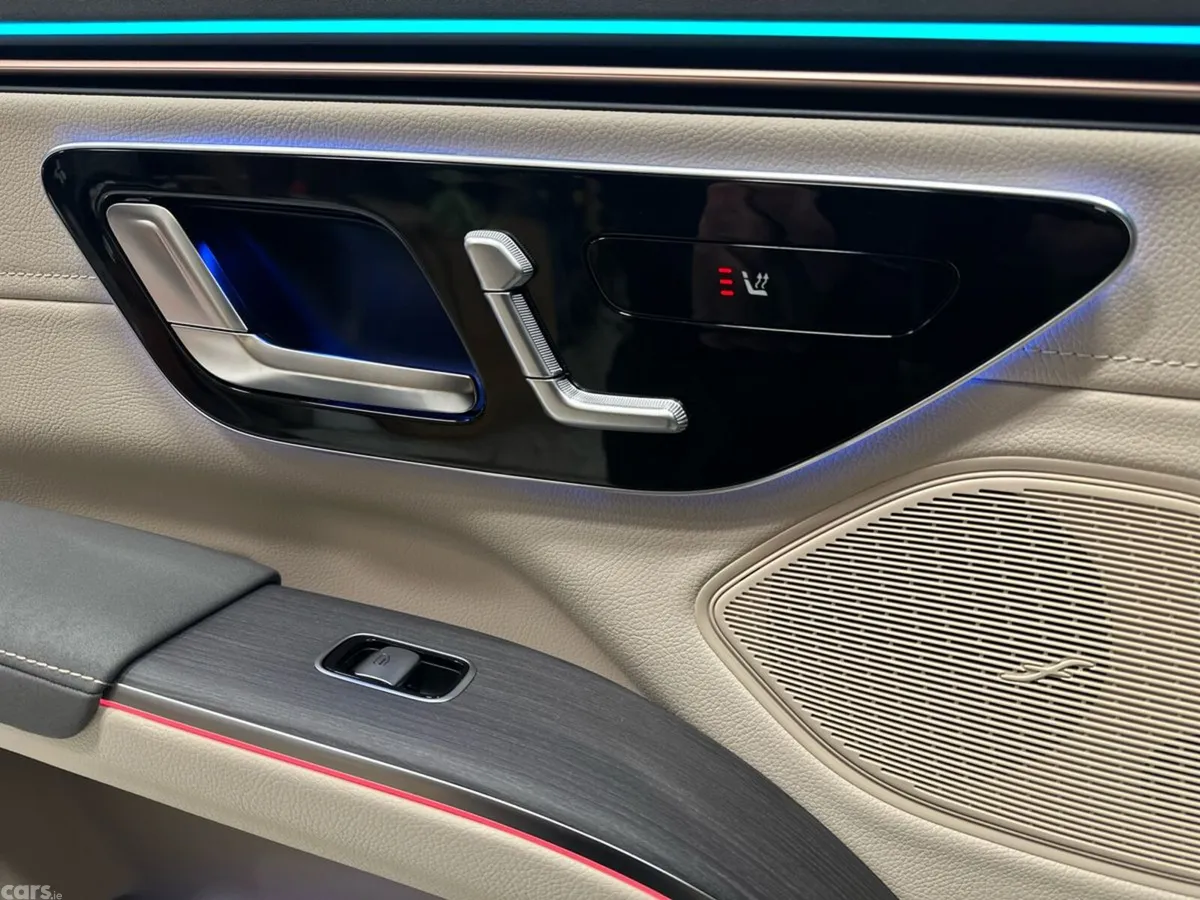 Mercedes-Benz EQS SUV, Electric, 2026, Blue