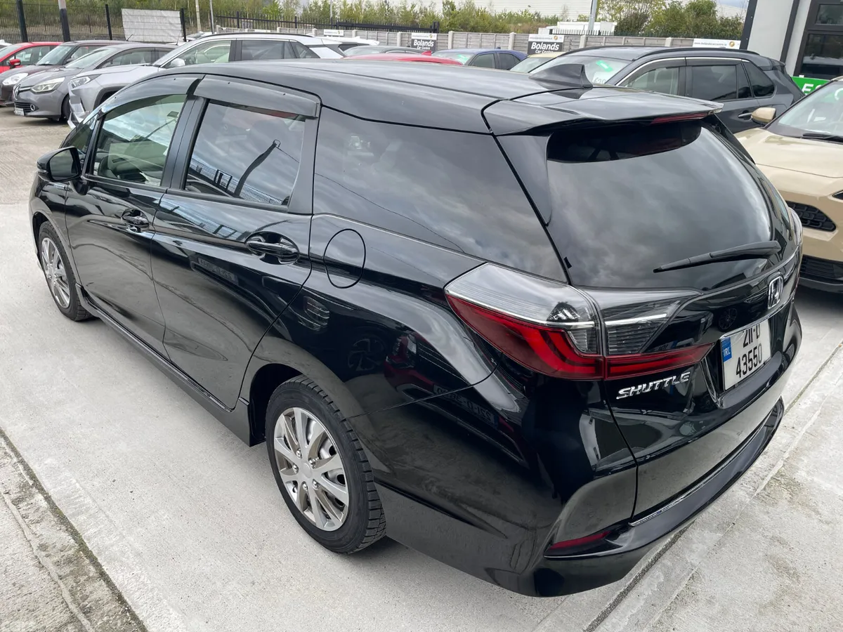 Honda Shuttle Estate, Petrol Hybrid, 2021, Black