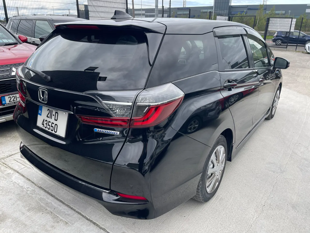 Honda Shuttle Estate, Petrol Hybrid, 2021, Black