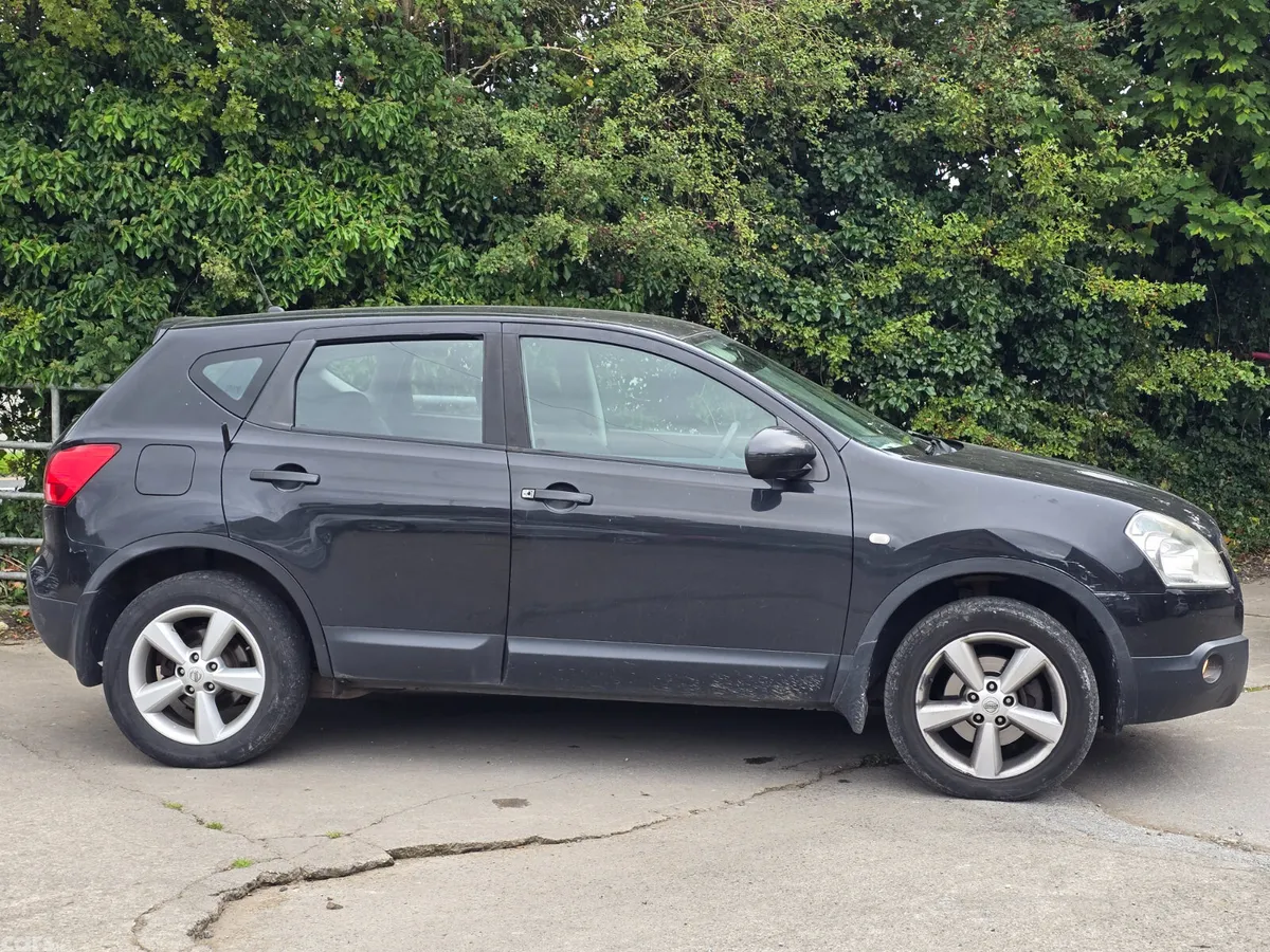 Nissan Qashqai Hatchback, Diesel, 2009, Black