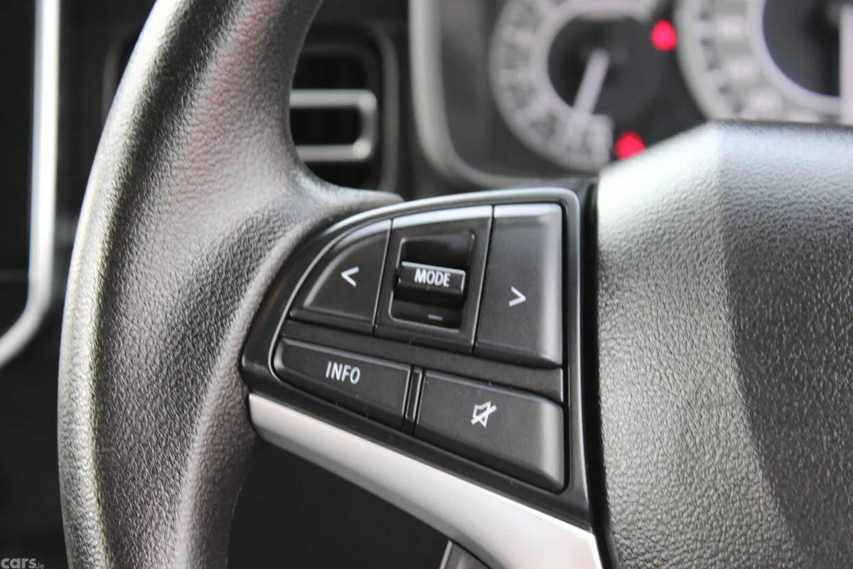 Suzuki Ignis Hatchback, Petrol, 2021, Red