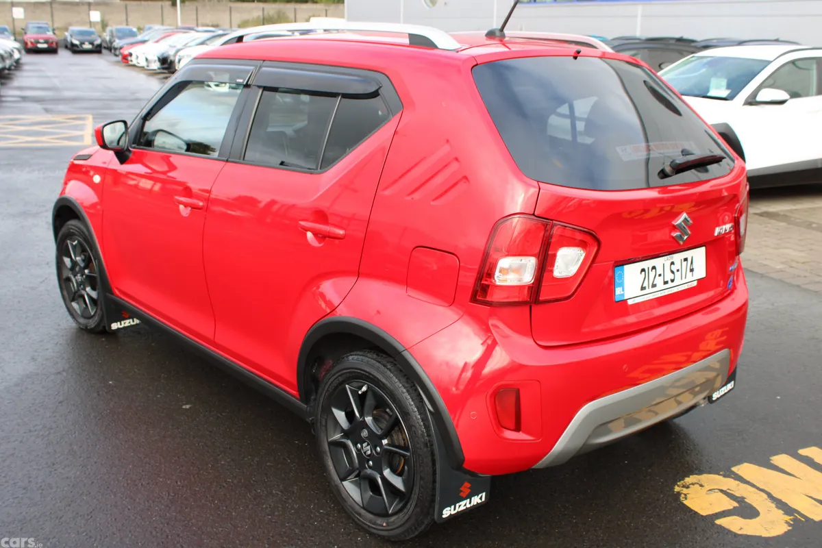 Suzuki Ignis Hatchback, Petrol, 2021, Red