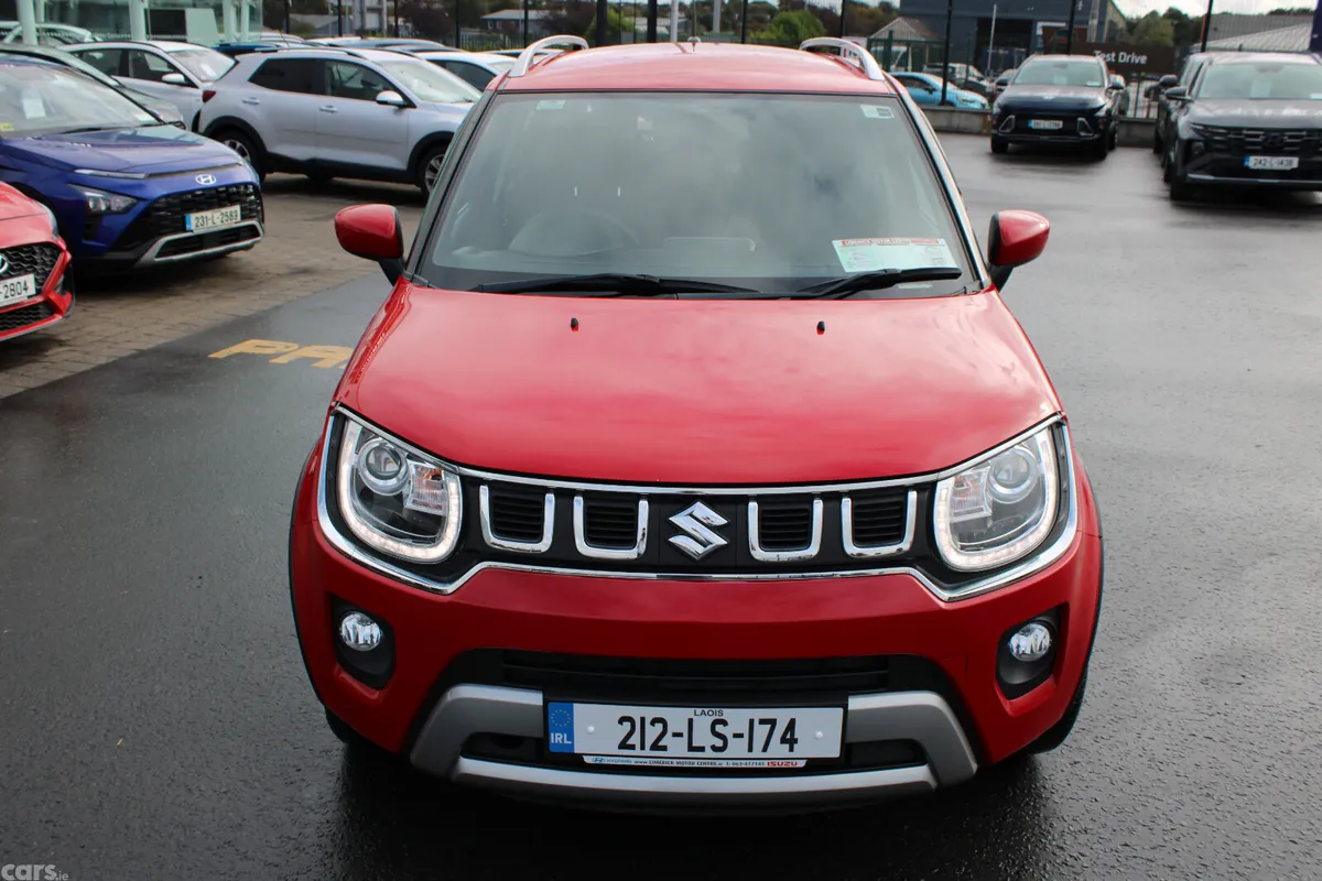 Suzuki Ignis Hatchback, Petrol, 2021, Red