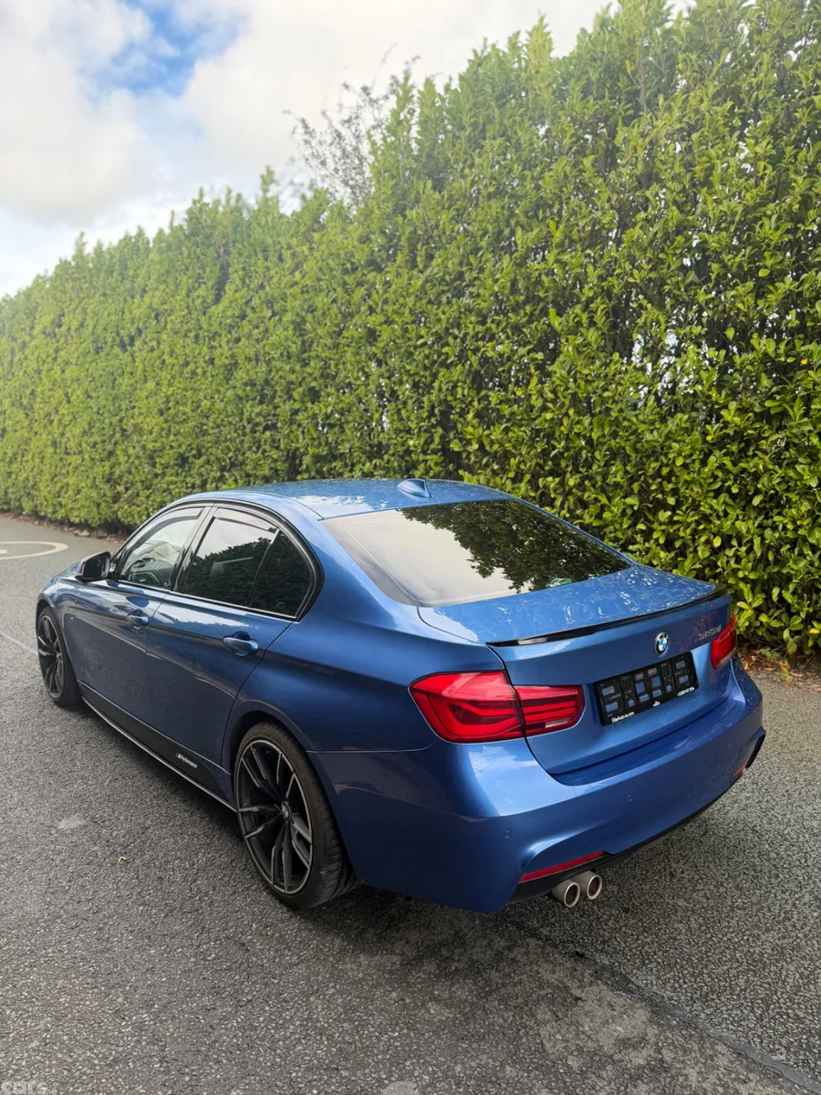 BMW 3-Series Saloon, Diesel, 2017, Blue