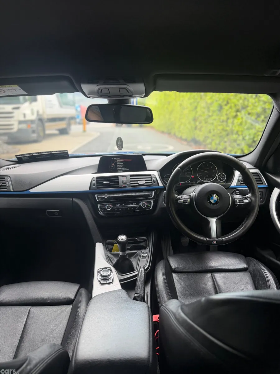 BMW 3-Series Saloon, Diesel, 2017, Blue