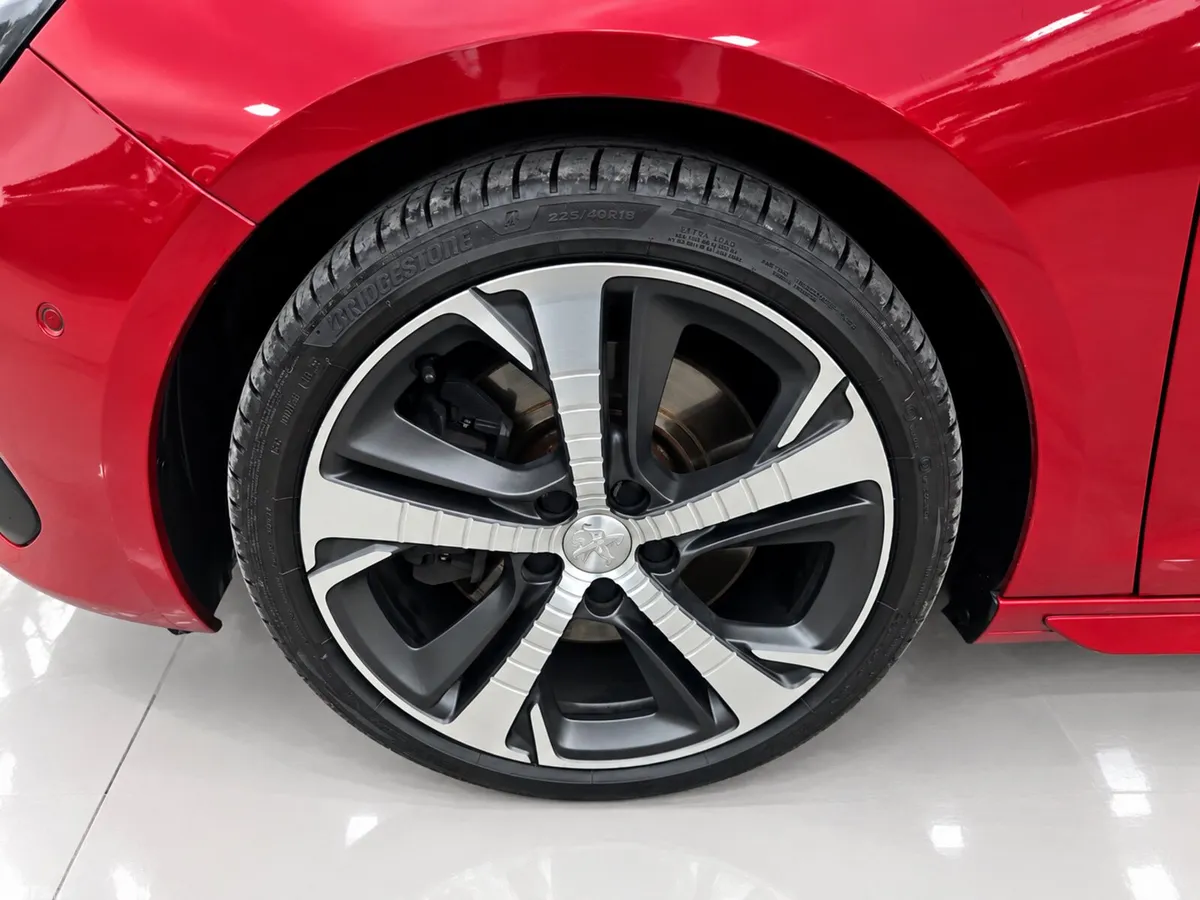 Peugeot 308 Estate, Diesel, 2018, Red