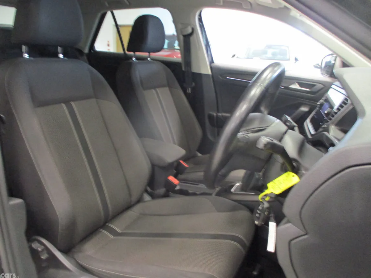 Volkswagen T-Roc SUV, Diesel, 2019, Black