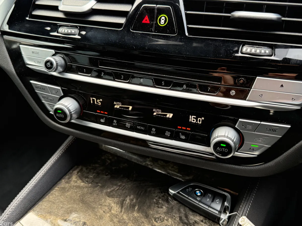 BMW 5-Series Saloon, Petrol Plug-in Hybrid, 2020, Grey
