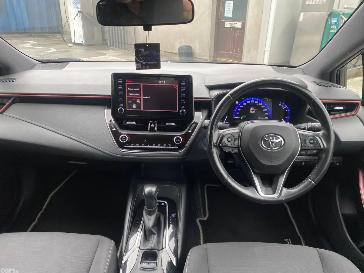 Toyota Corolla Hatchback, Petrol Hybrid, 2019, White