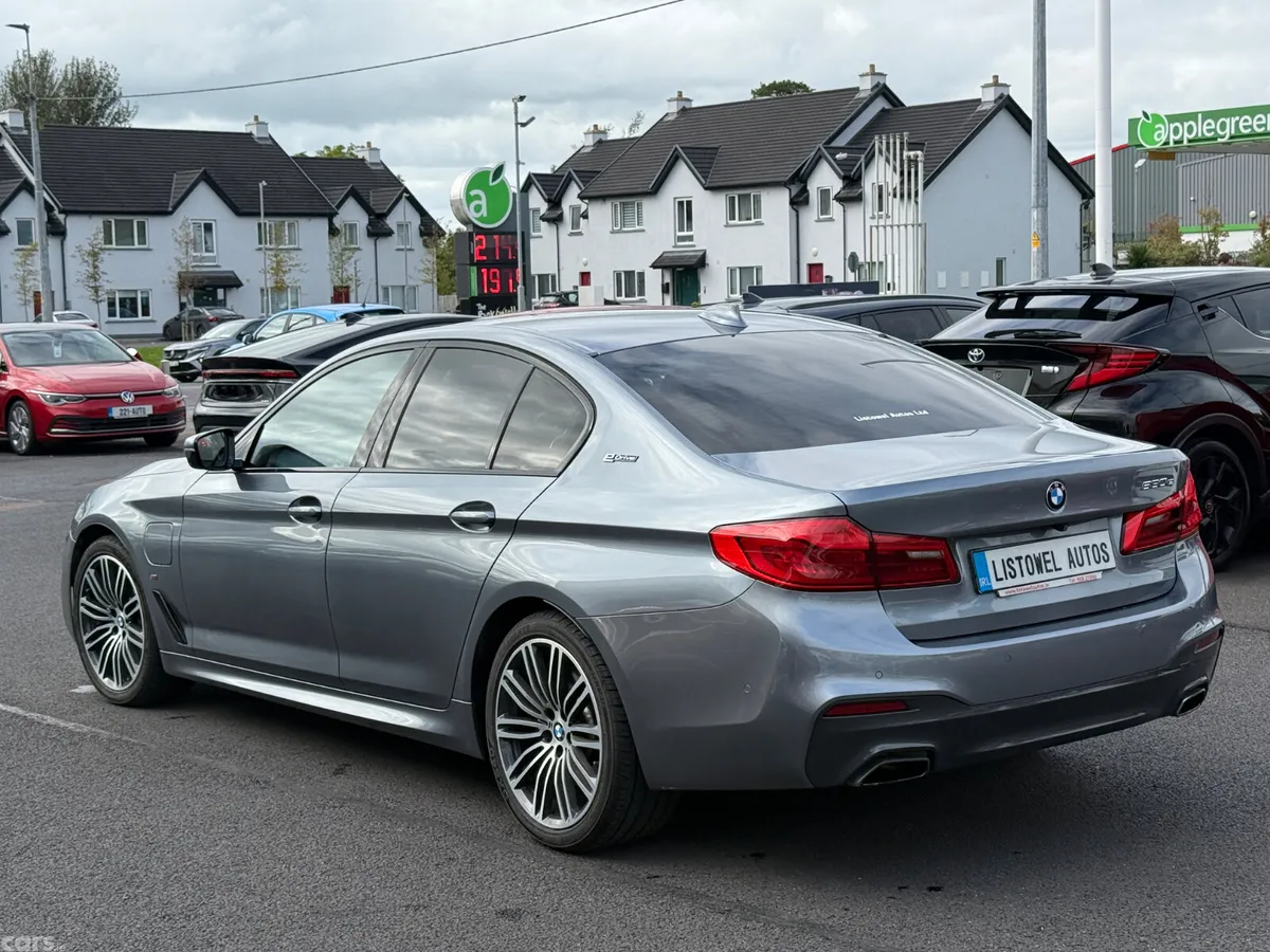 BMW 5-Series Saloon, Petrol Plug-in Hybrid, 2020, Grey