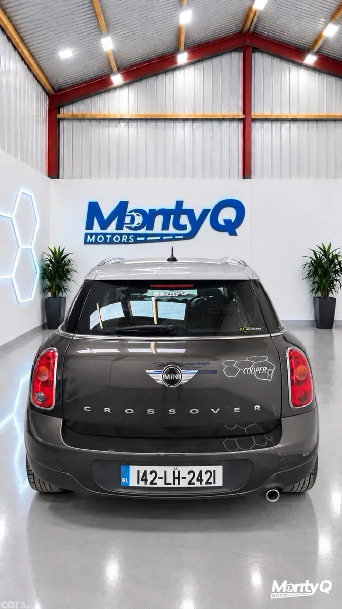 Mini Cooper Hatchback, Diesel, 2014, Black