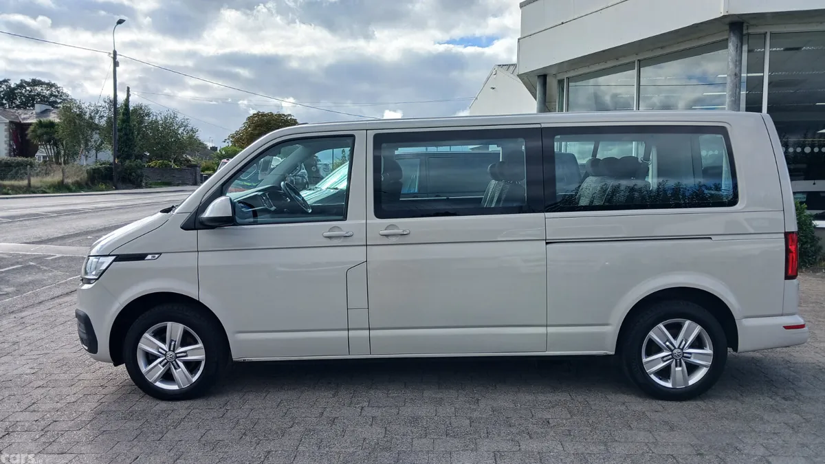 Volkswagen Transporter MPV, Diesel, 2022, Grey