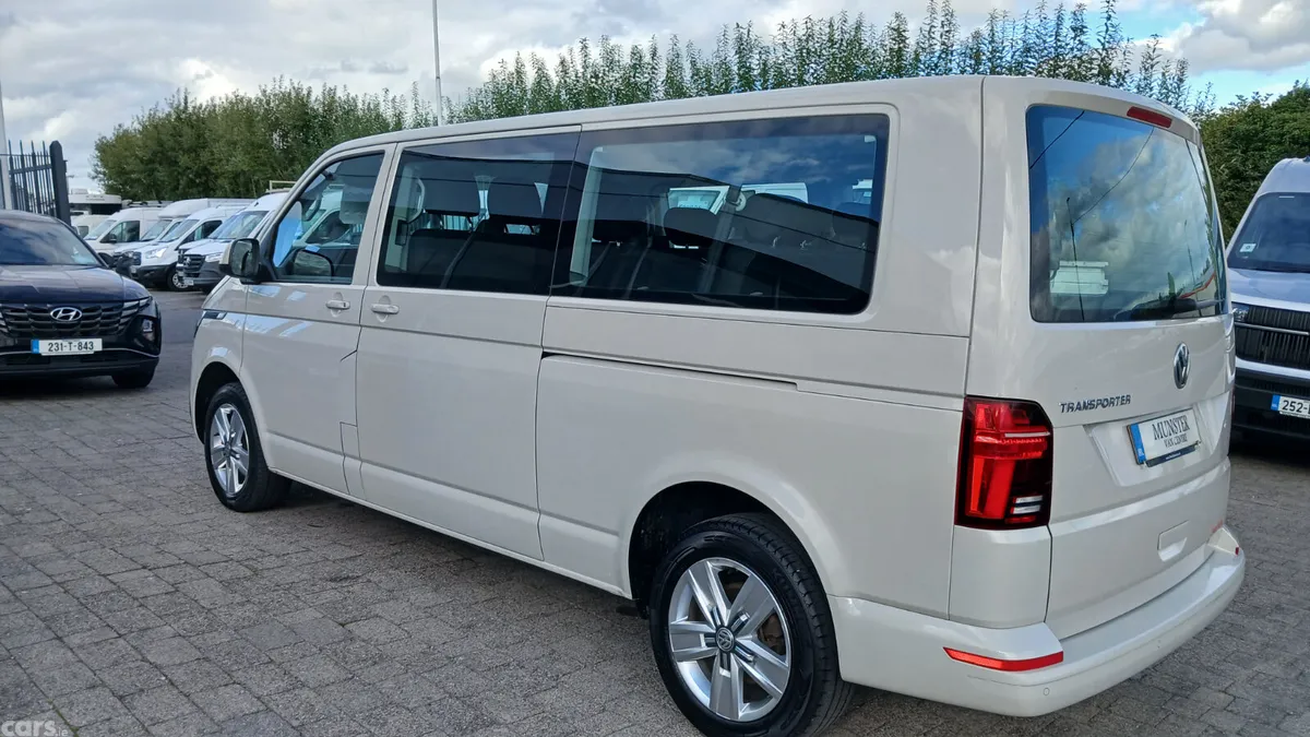 Volkswagen Transporter MPV, Diesel, 2022, Grey