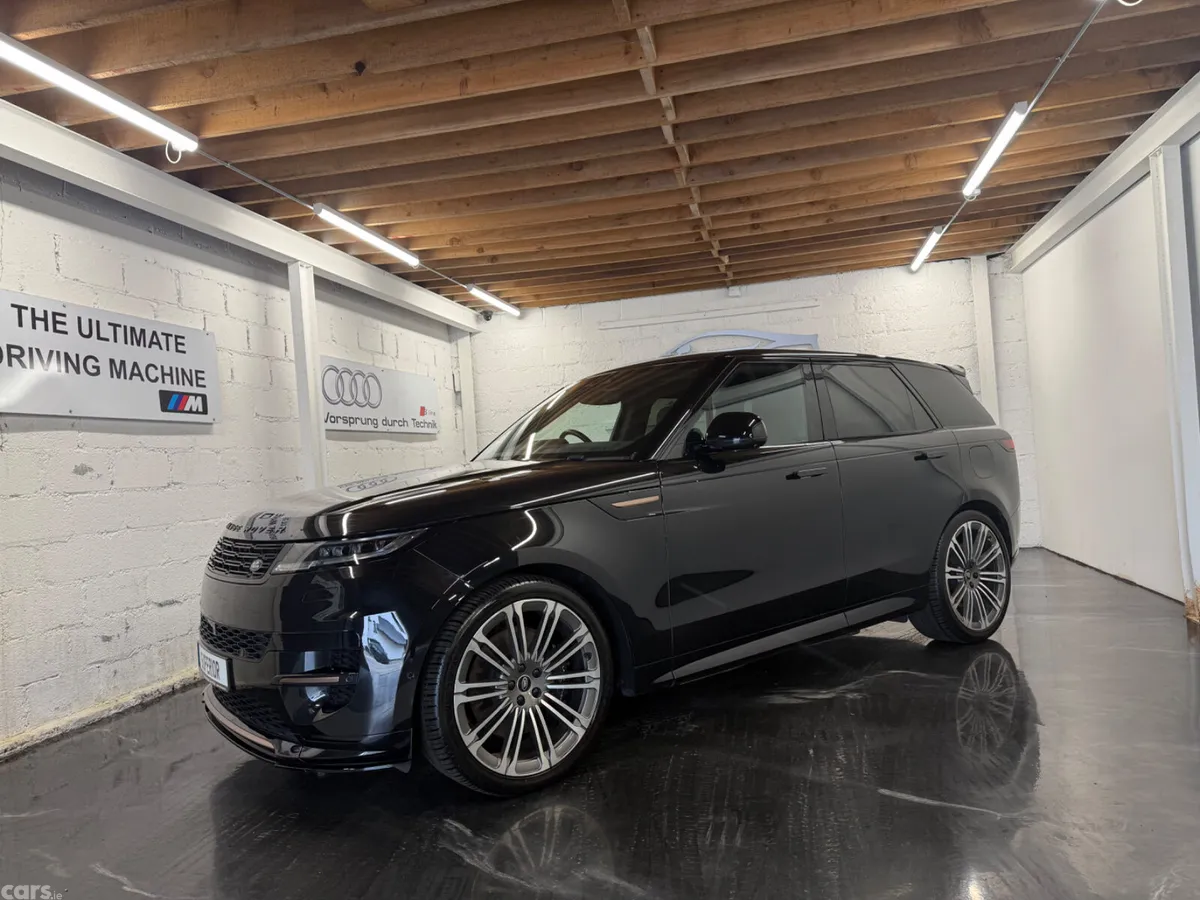 Land Rover Range Rover SUV, Petrol Hybrid, 2023, Black