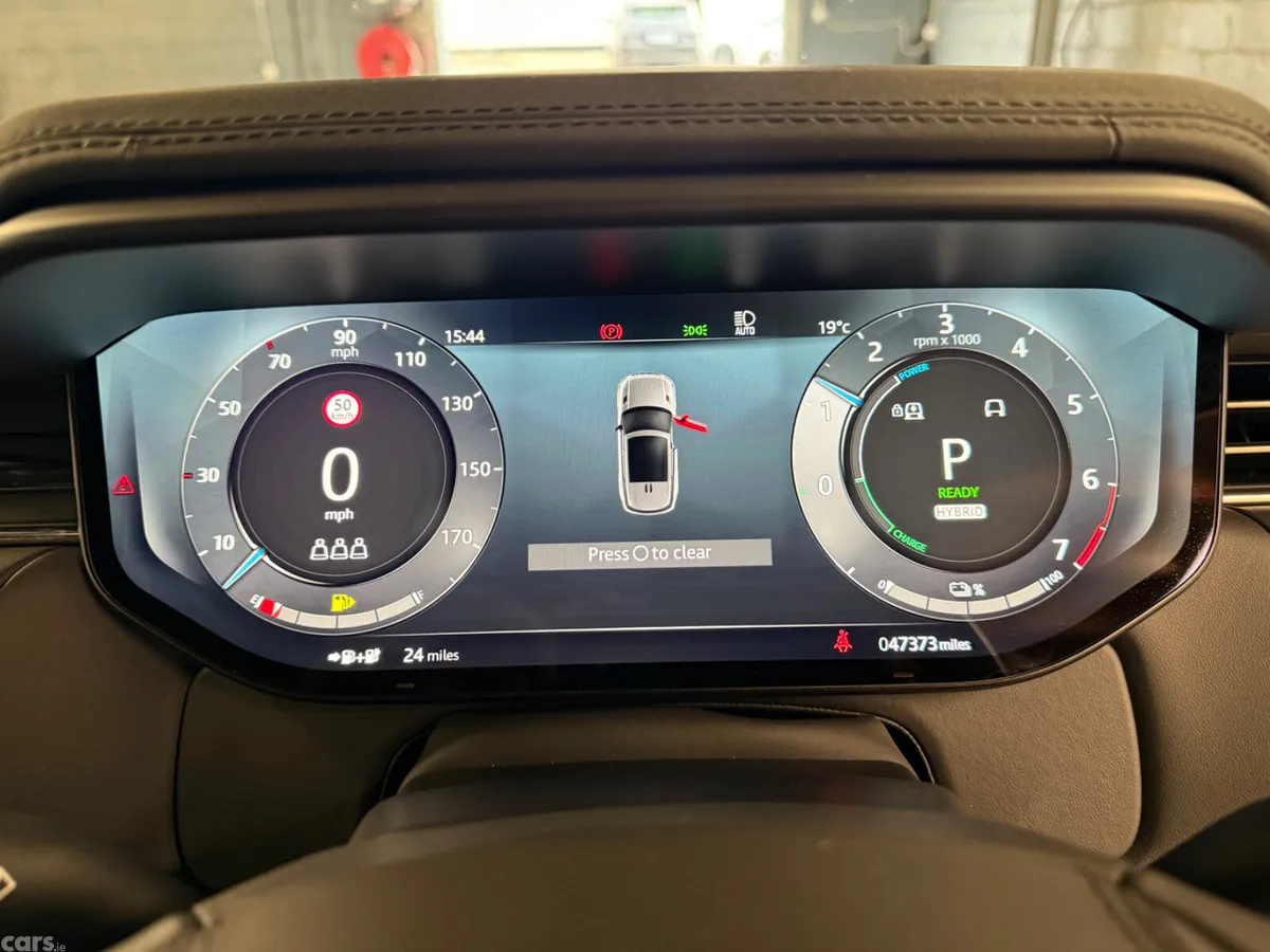 Land Rover Range Rover SUV, Petrol Hybrid, 2023, Black