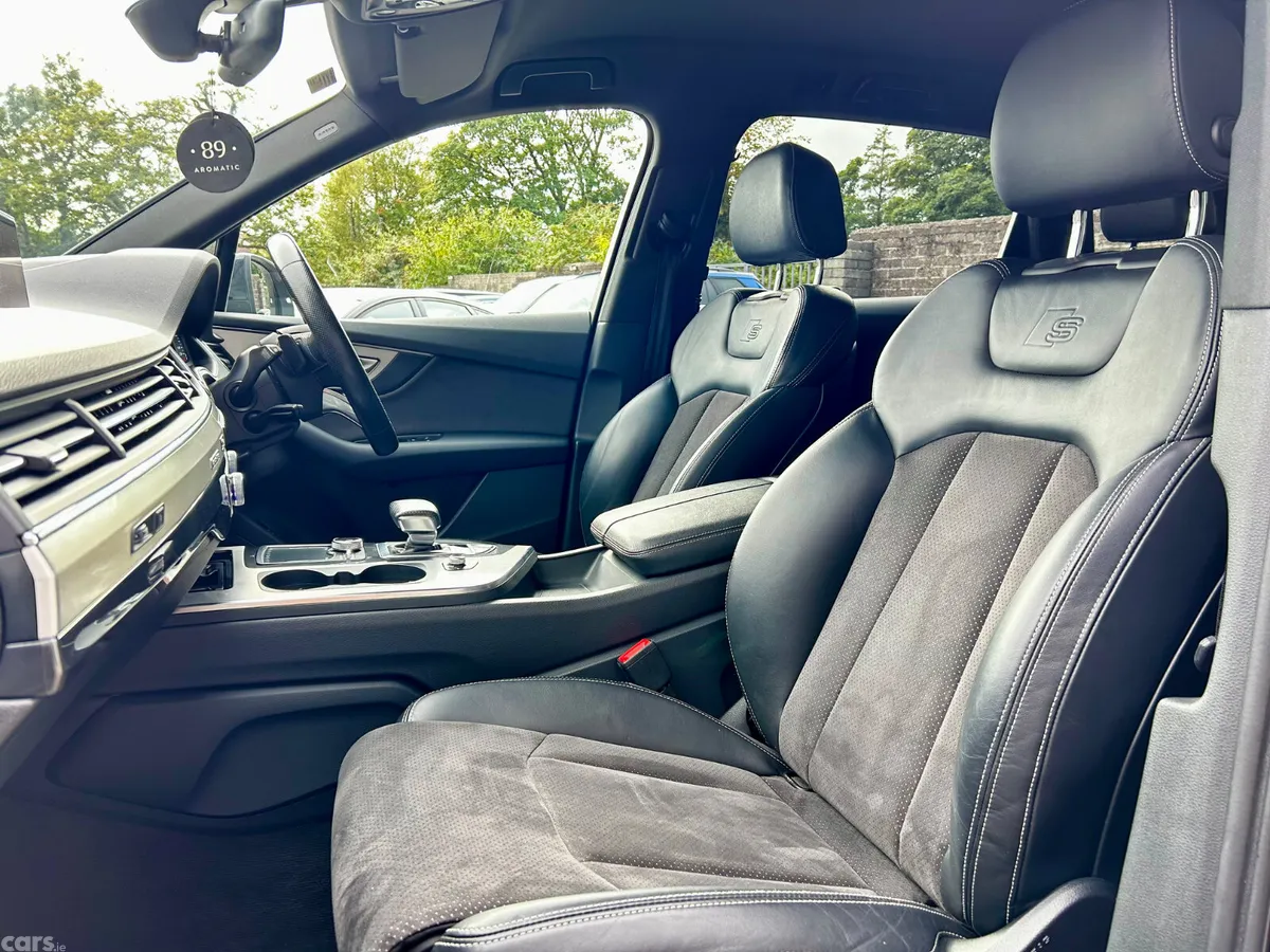 Audi Q7 SUV, Diesel, 2015, Black