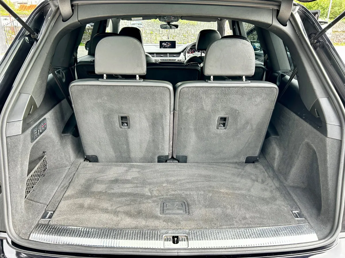 Audi Q7 SUV, Diesel, 2015, Black