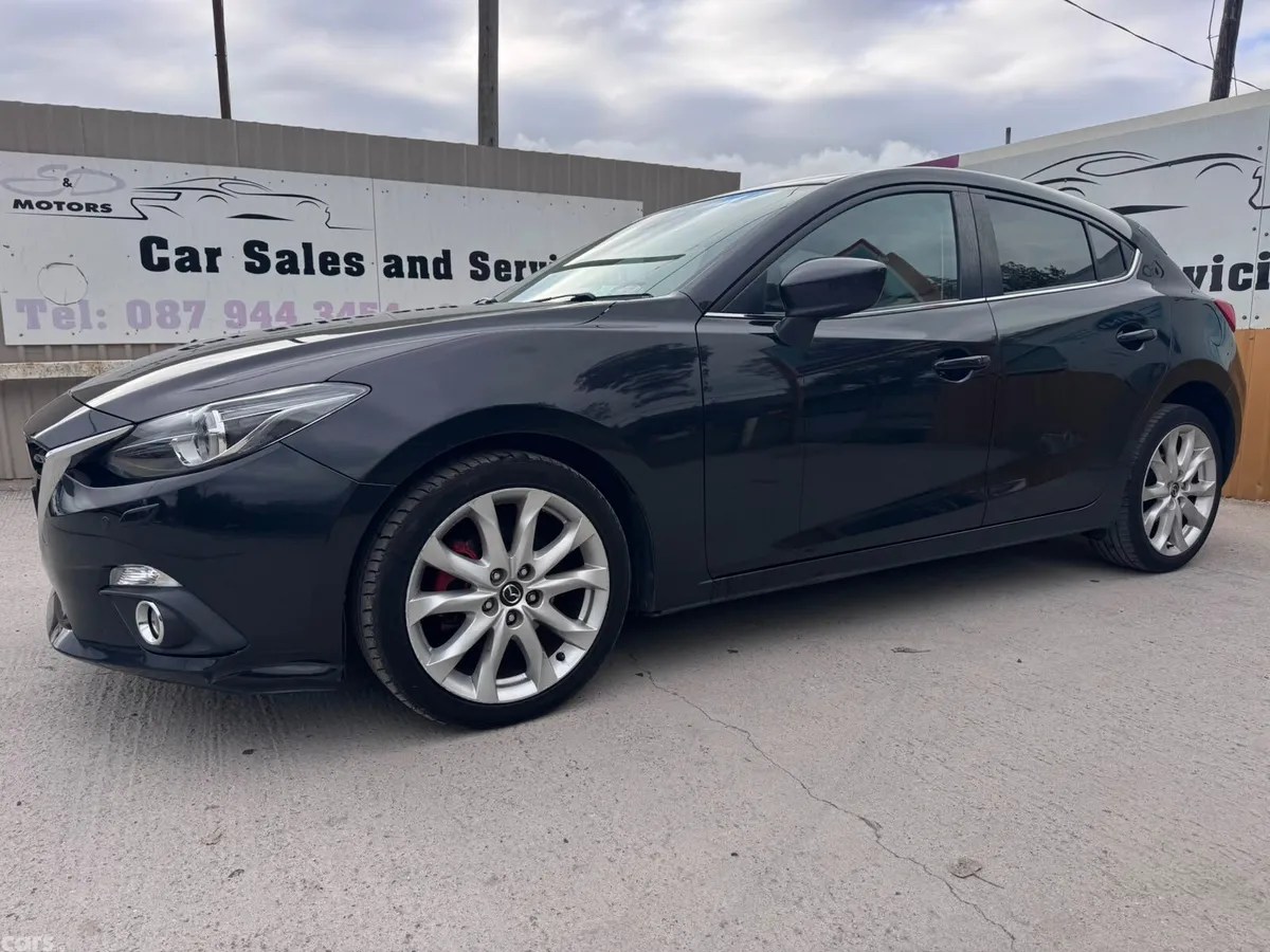 Mazda Mazda3 Hatchback, Diesel, 2015, Black