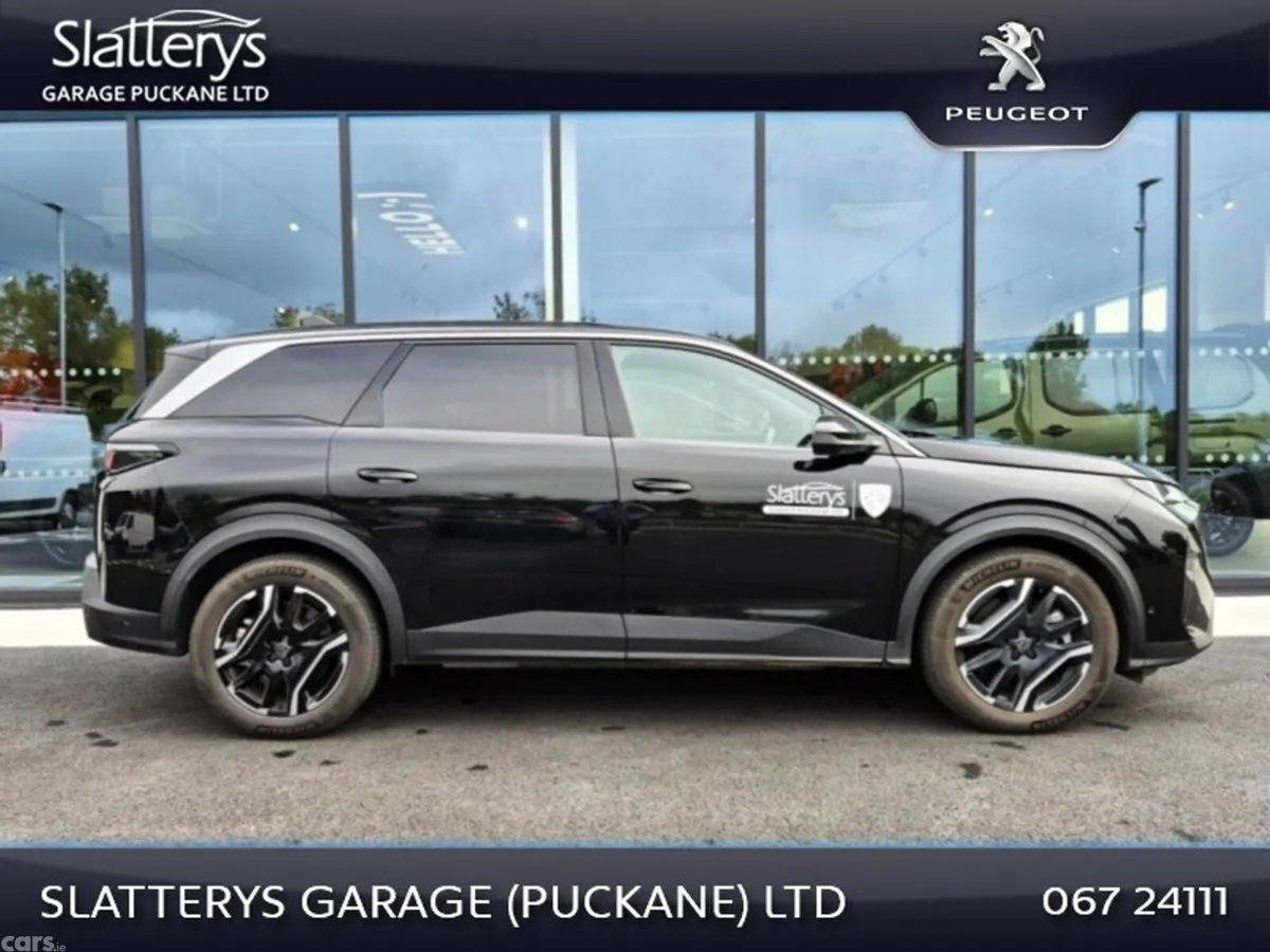 Peugeot 5008 MPV, Electric, 2026, Black