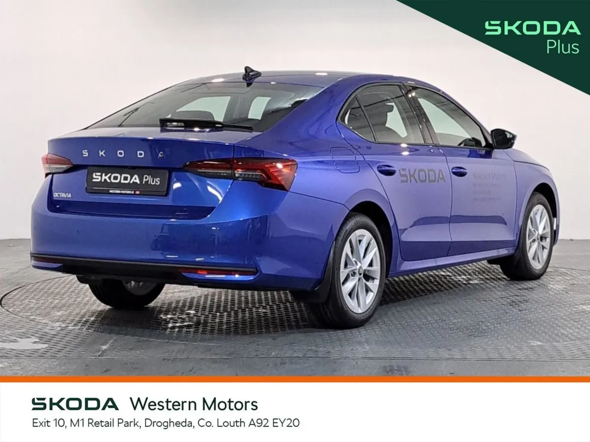 Skoda Octavia Saloon, Diesel, 2026, Blue