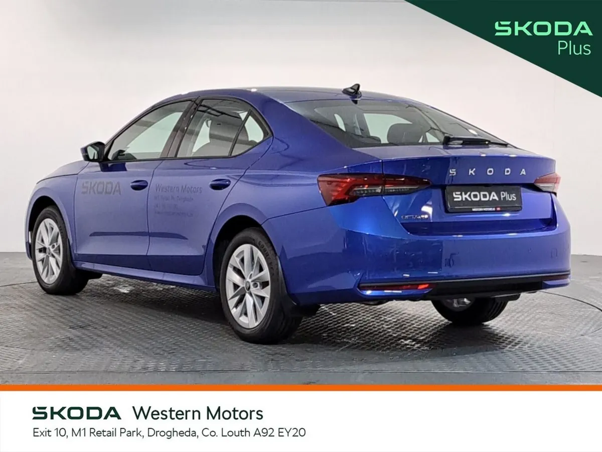 Skoda Octavia Saloon, Diesel, 2026, Blue
