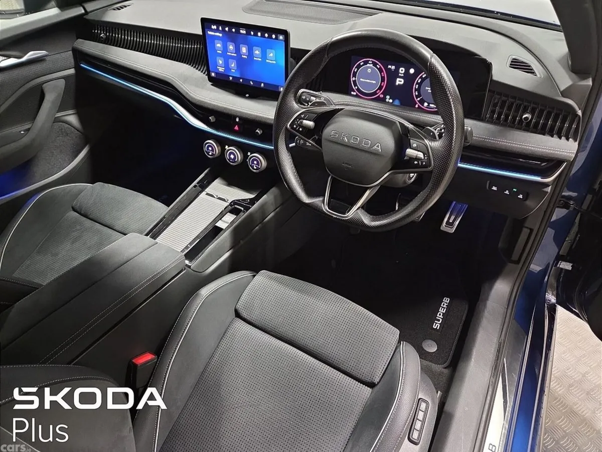 Skoda Superb Saloon, Diesel, 2025, Blue