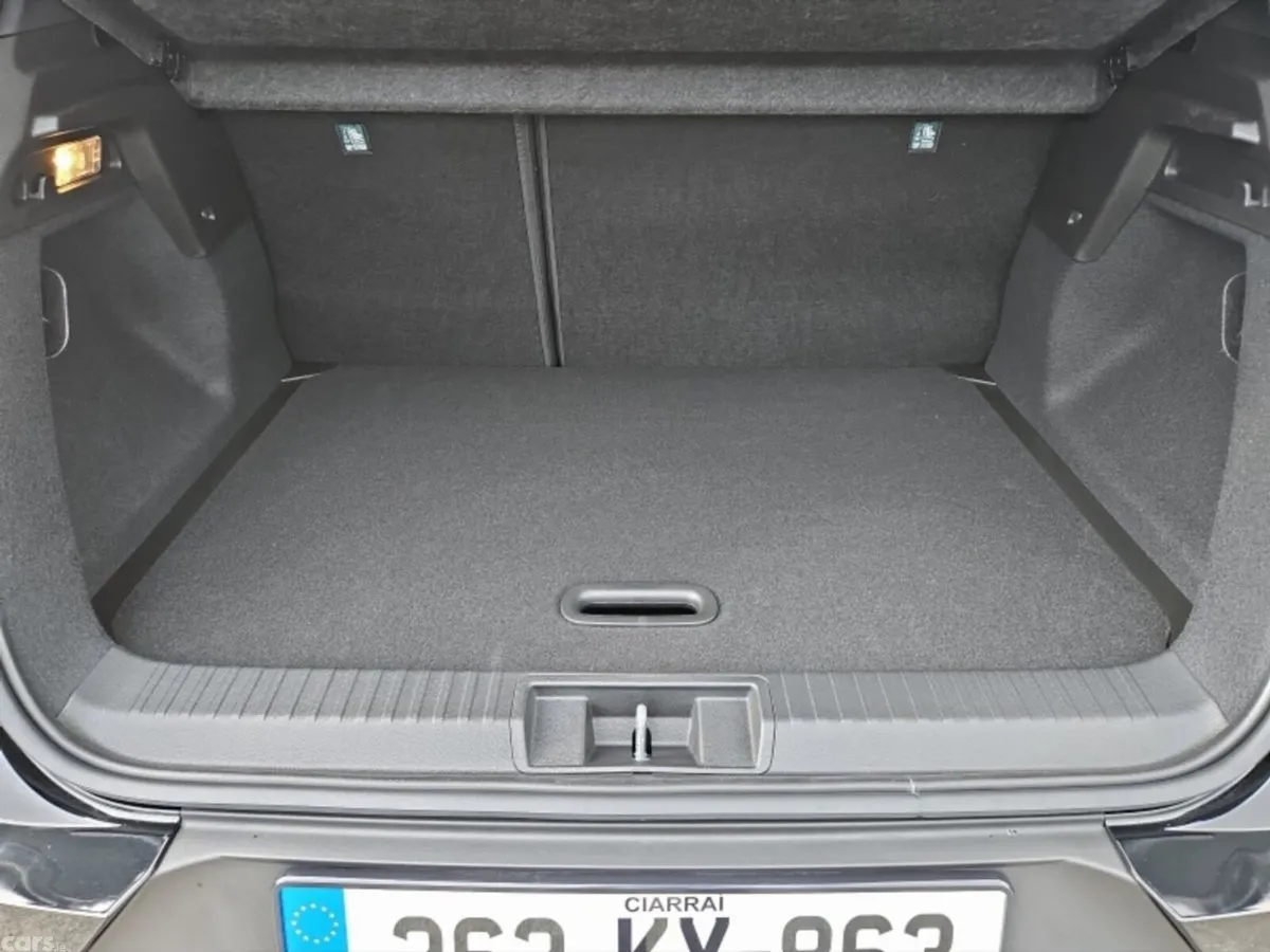 Renault Captur Hatchback, Petrol, 2026, Black
