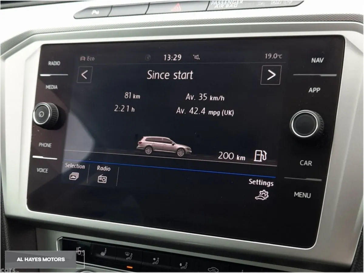 Volkswagen Passat Estate, Diesel, 2018, Grey