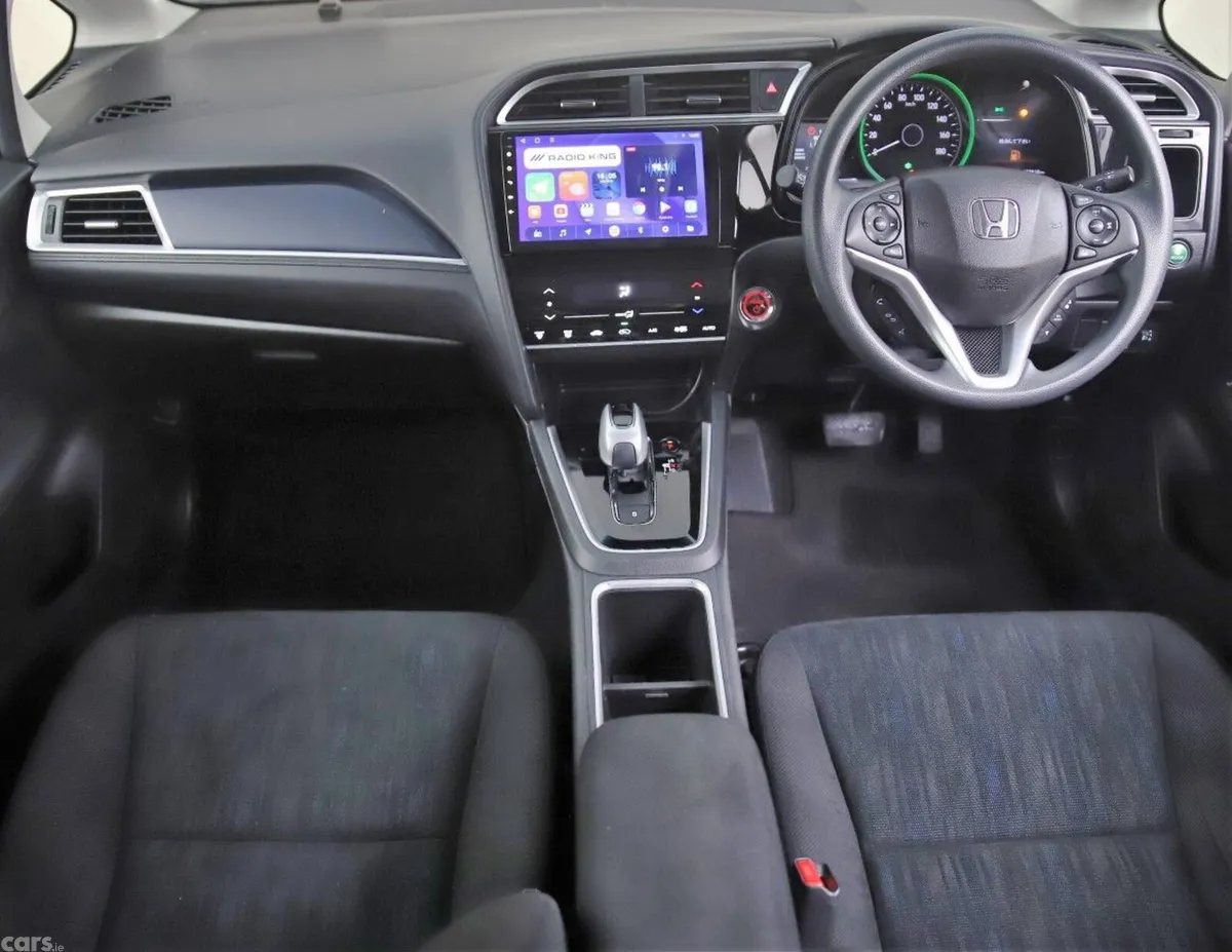 Honda Shuttle MPV, Petrol Hybrid, 2020, White