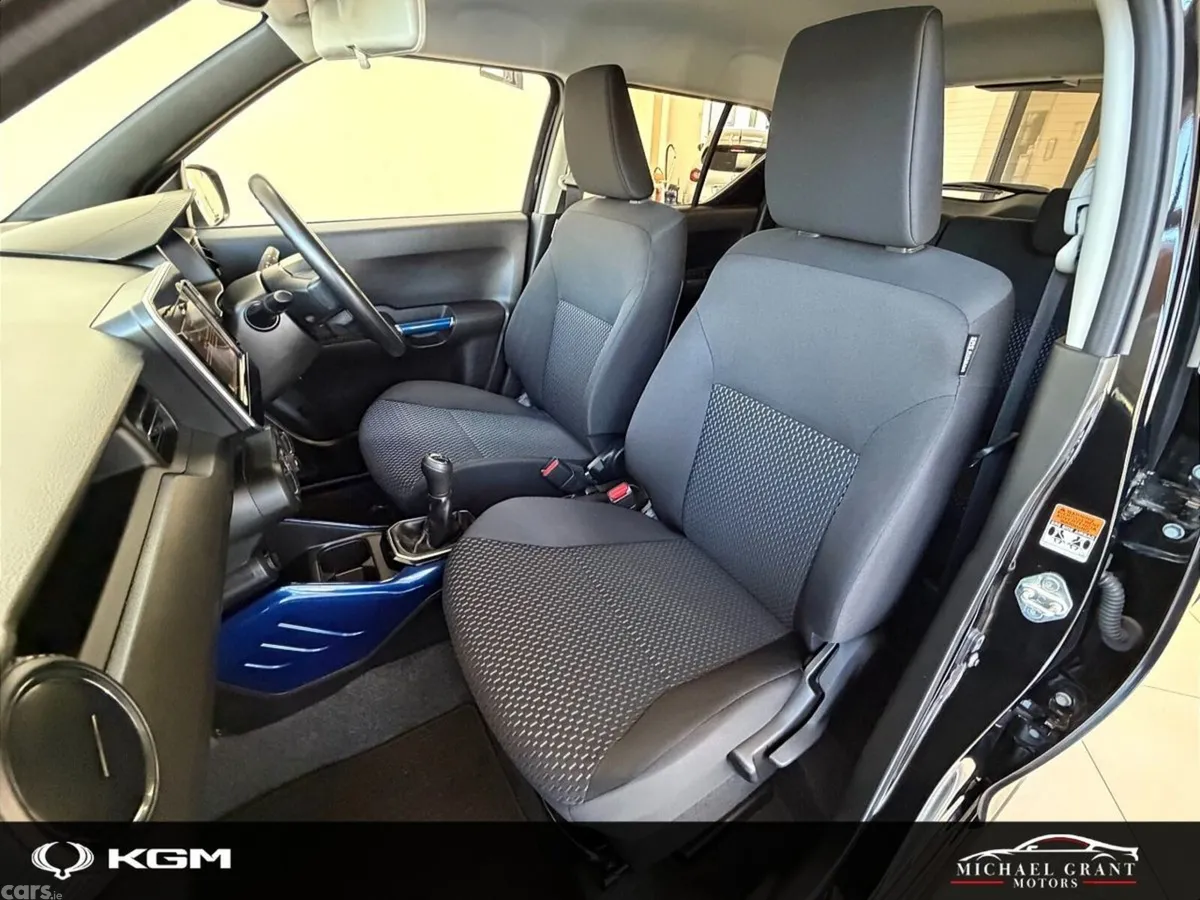 Suzuki Ignis SUV, Petrol, 2024, Black
