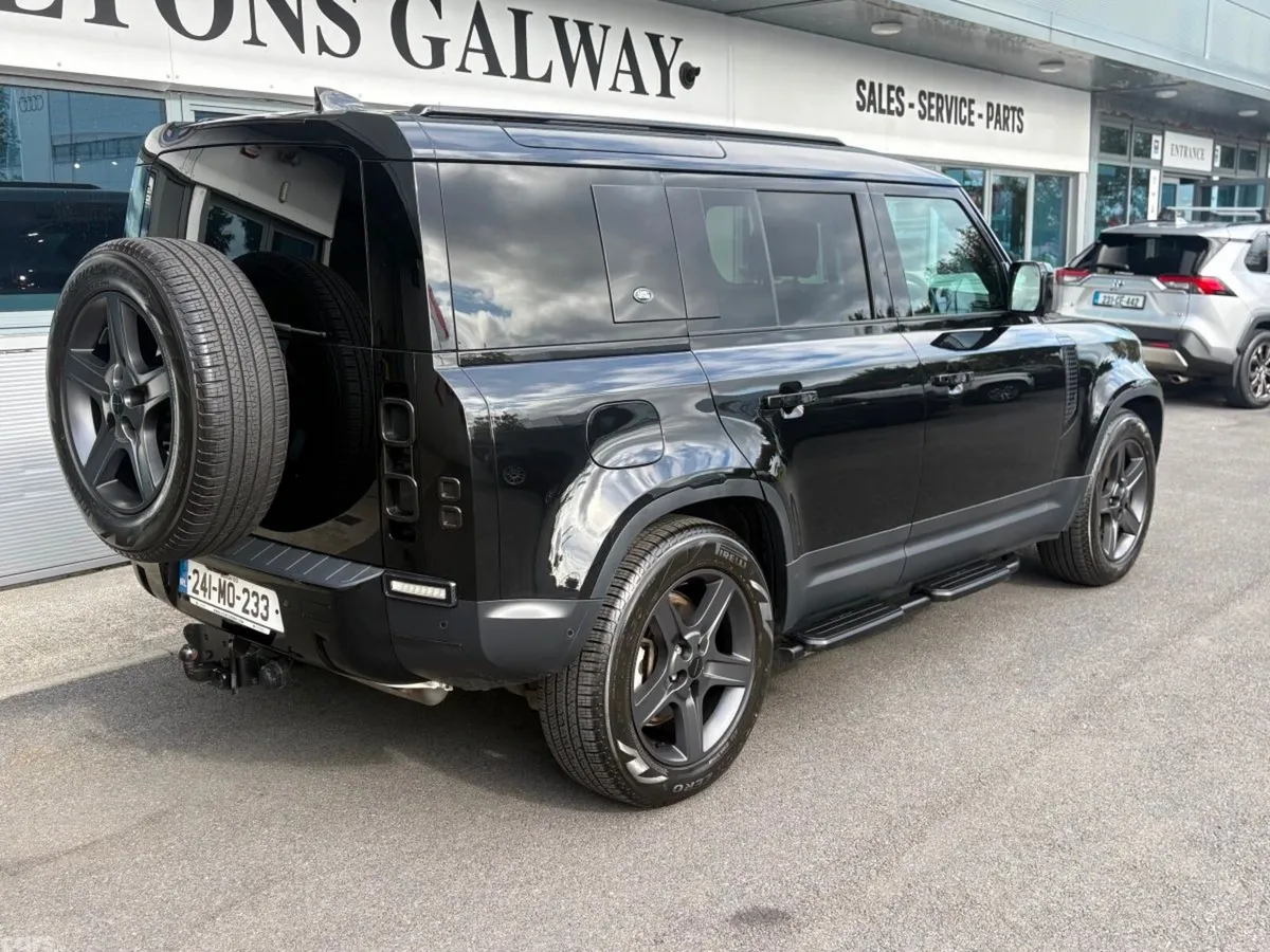 Land Rover Defender SUV, Petrol Plug-in Hybrid, 2024, Black