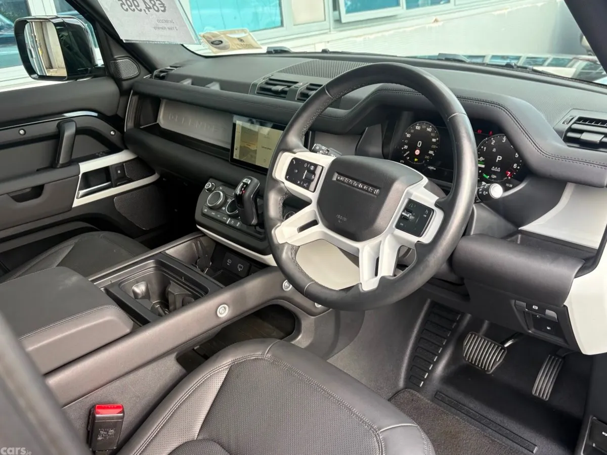 Land Rover Defender SUV, Petrol Plug-in Hybrid, 2024, Black