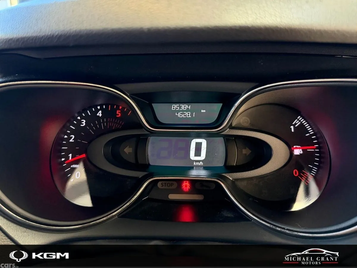 Renault Captur SUV, Diesel, 2019, Silver
