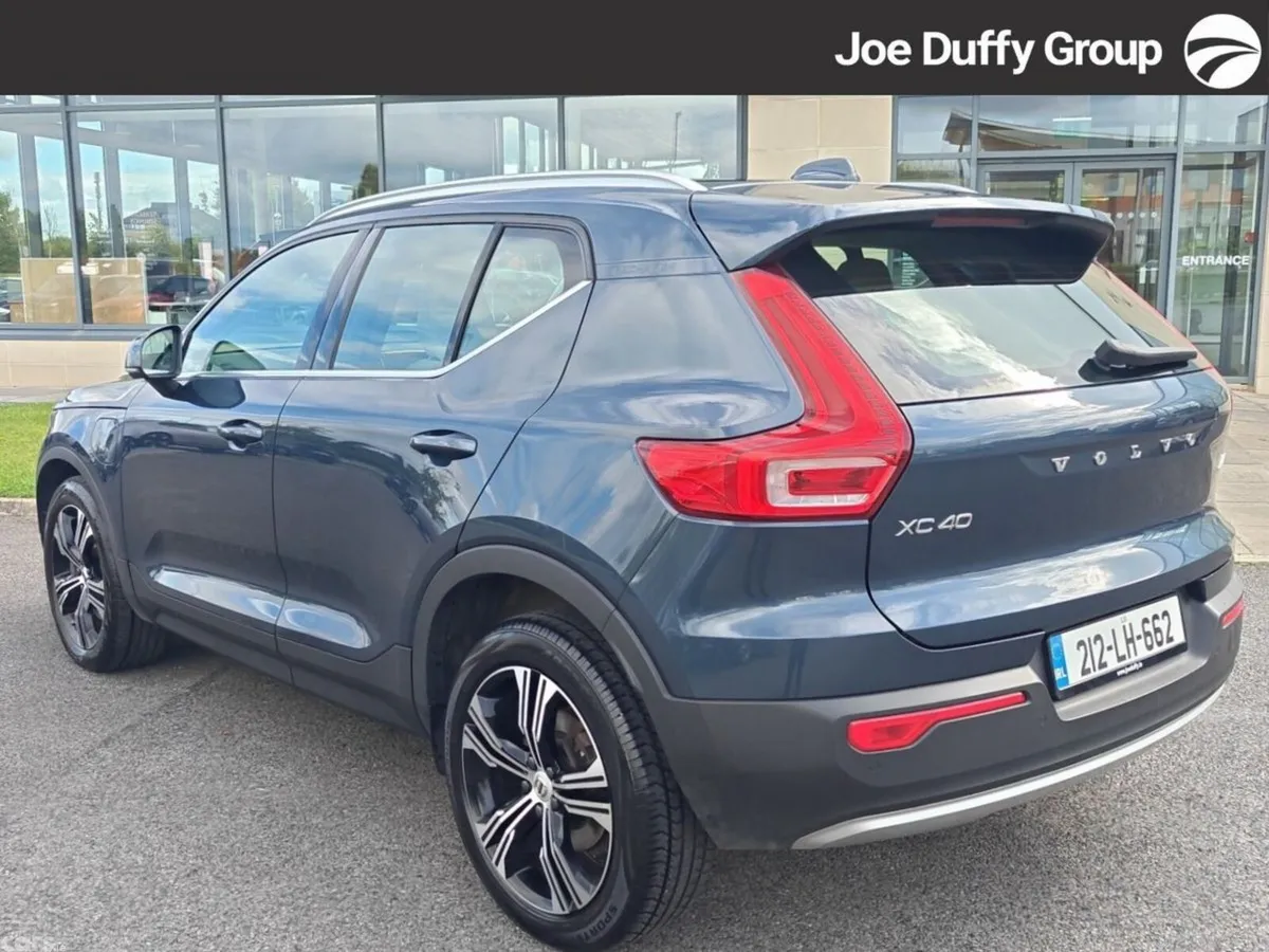 Volvo XC40 Estate, Petrol Plug-in Hybrid, 2021, Blue