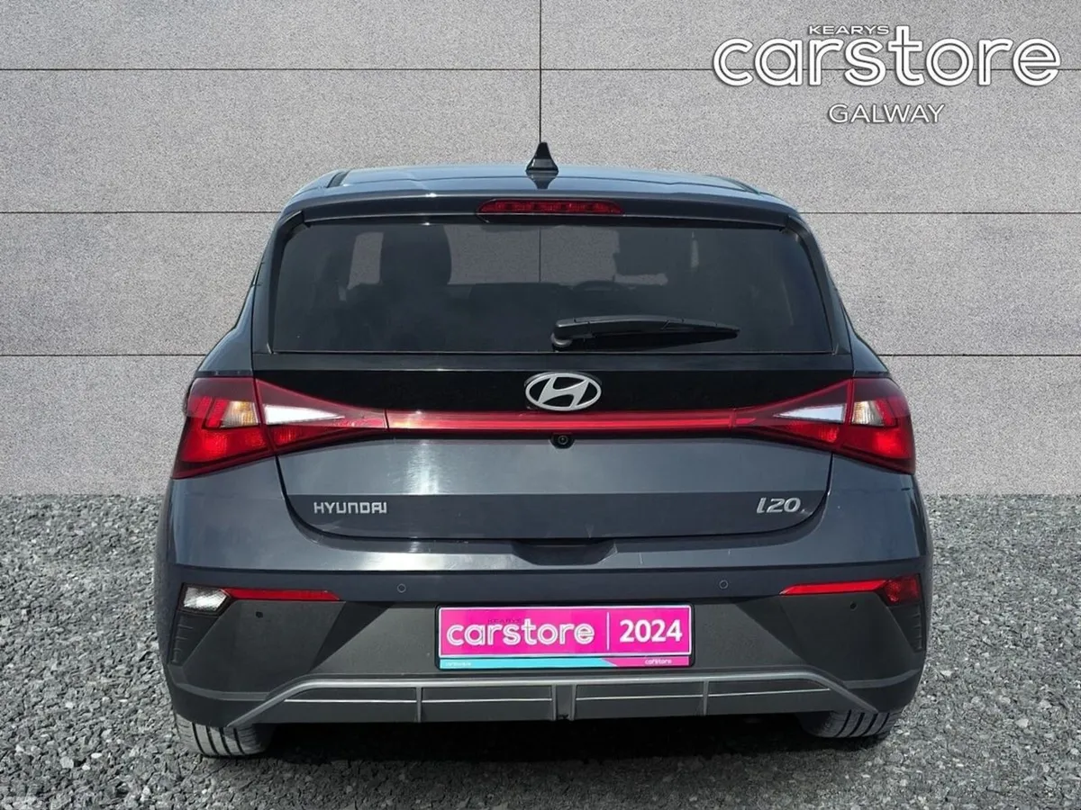 Hyundai i20 Hatchback, Petrol, 2024, Grey