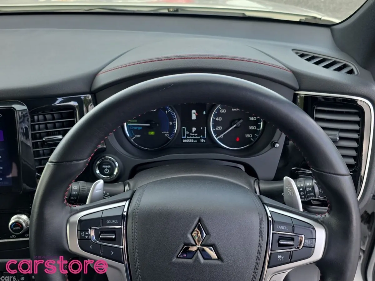 Mitsubishi Outlander SUV, Petrol Plug-in Hybrid, 2021, White
