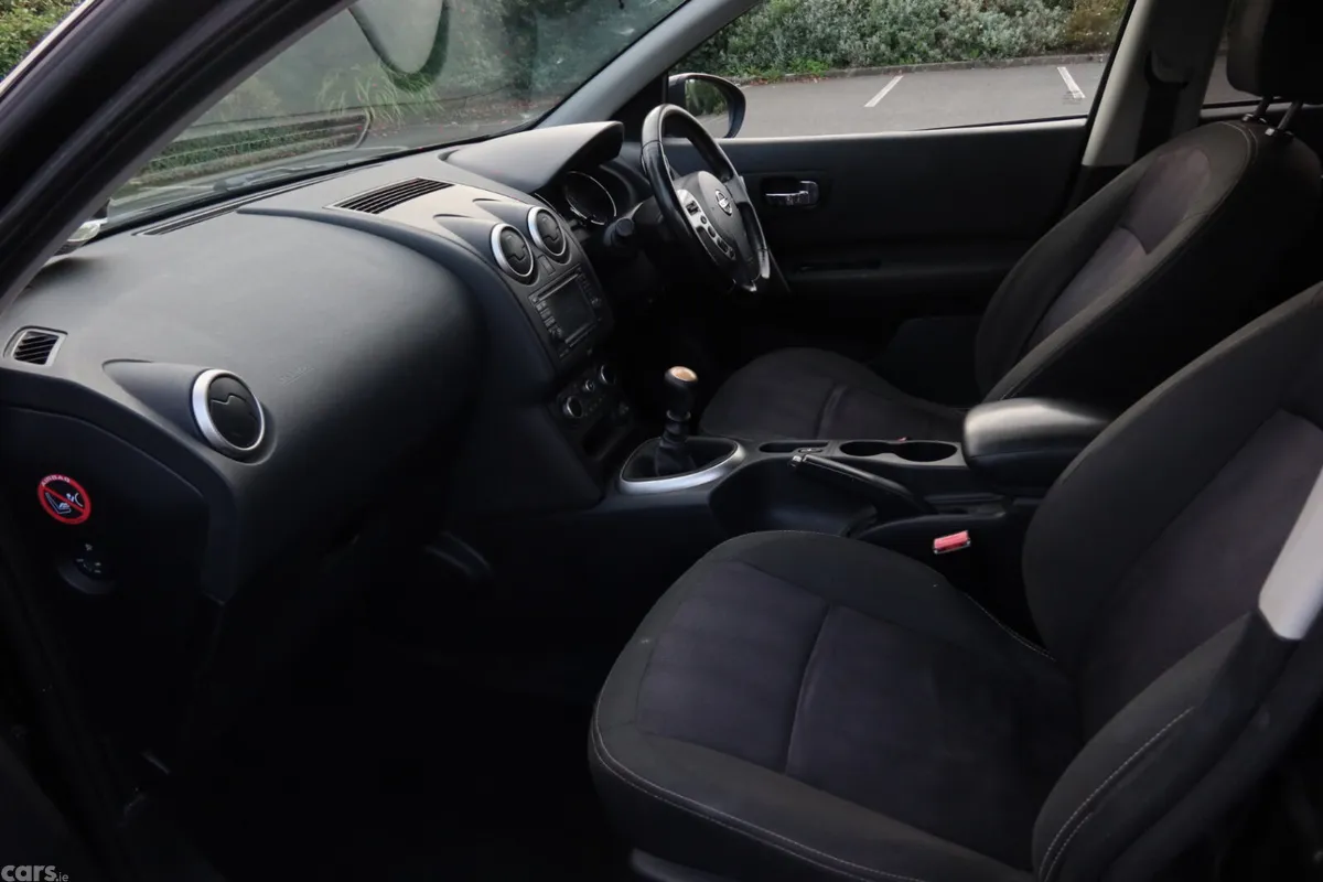 Nissan Qashqai+2 MPV, Diesel, 2013, Black