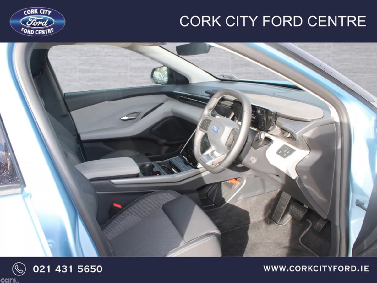 Ford Explorer MPV, Electric, 2026, Blue