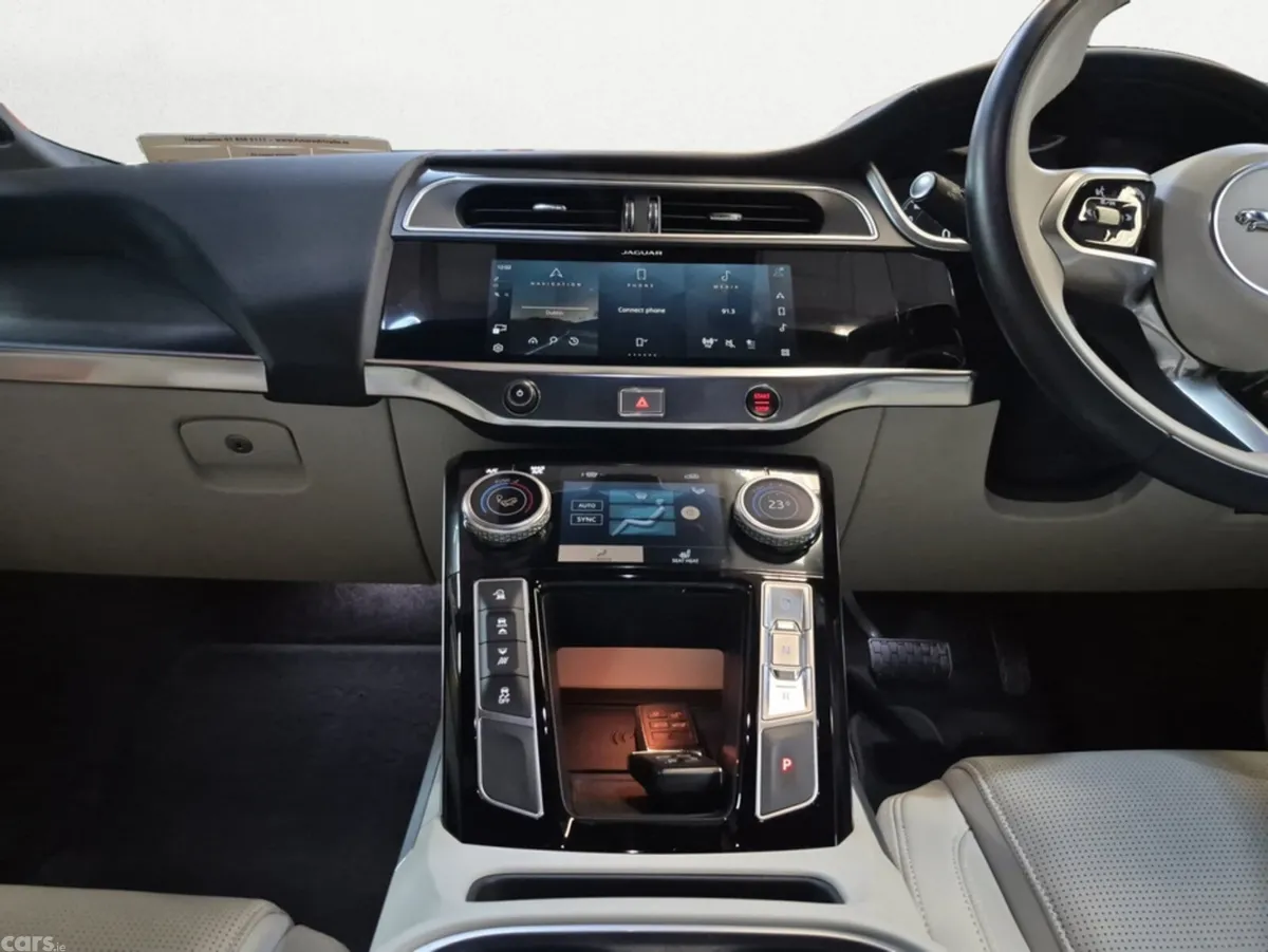 Jaguar I-Pace SUV, Electric, 2024, Grey