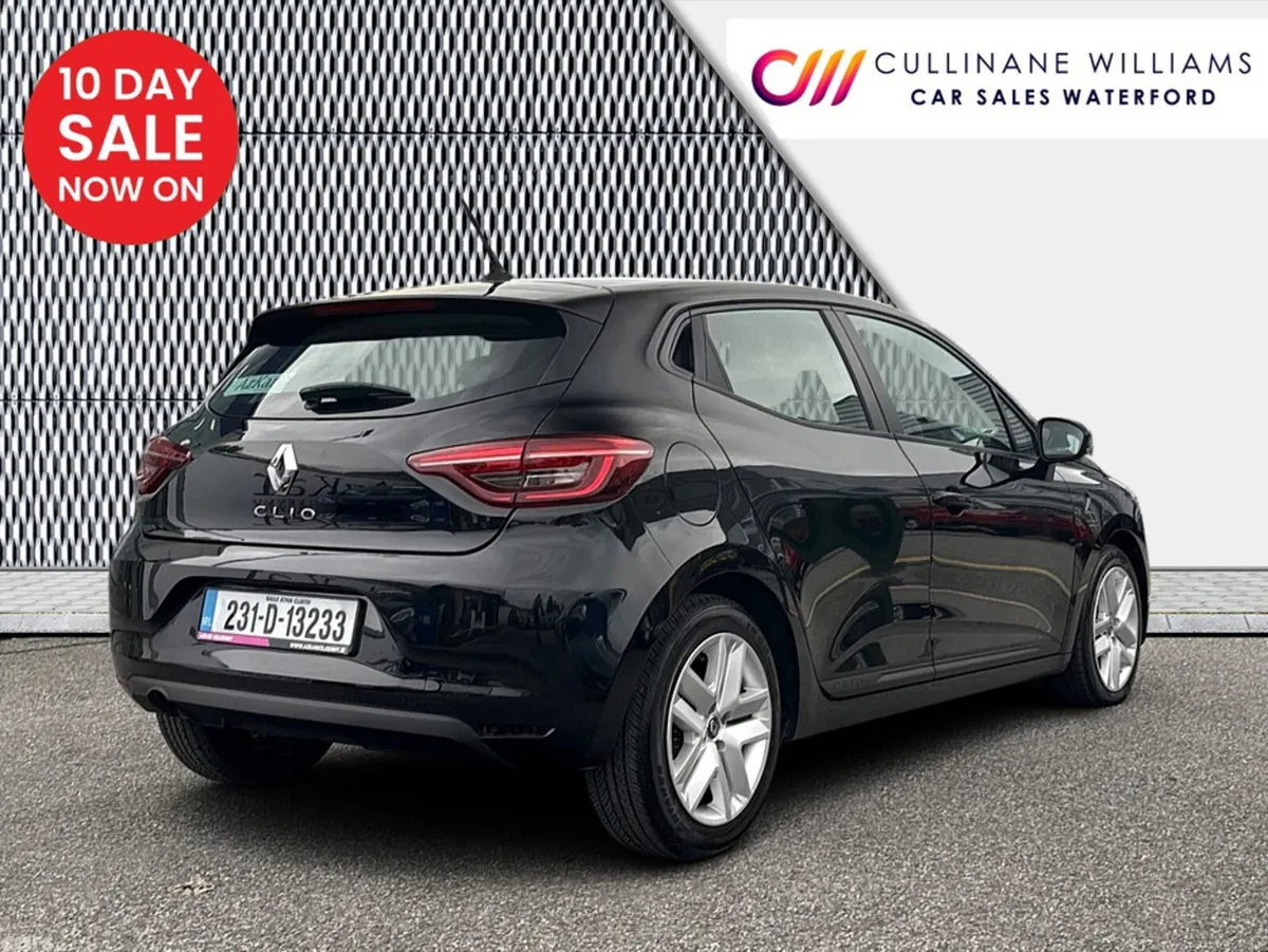 Renault Clio Hatchback, Petrol, 2023, Black