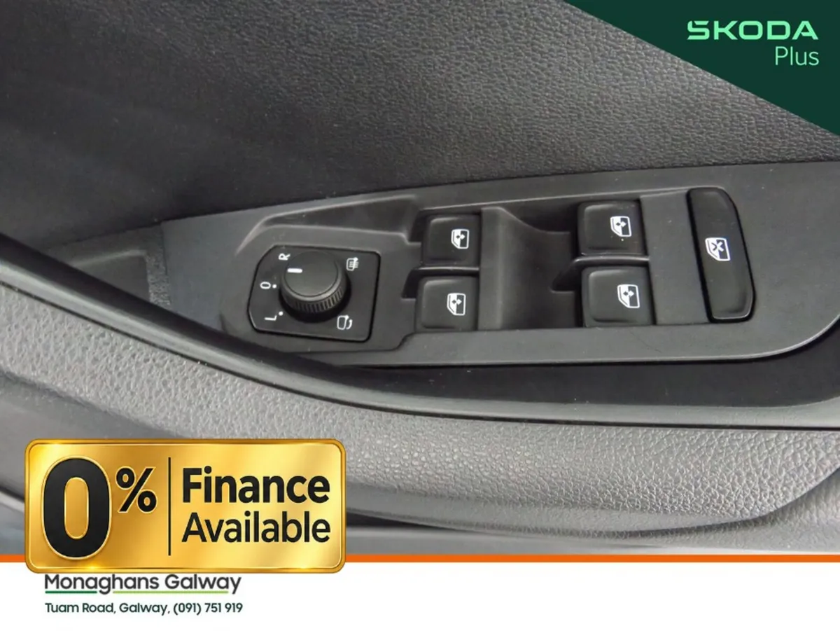 Skoda Karoq SUV, Diesel, 2023, Grey