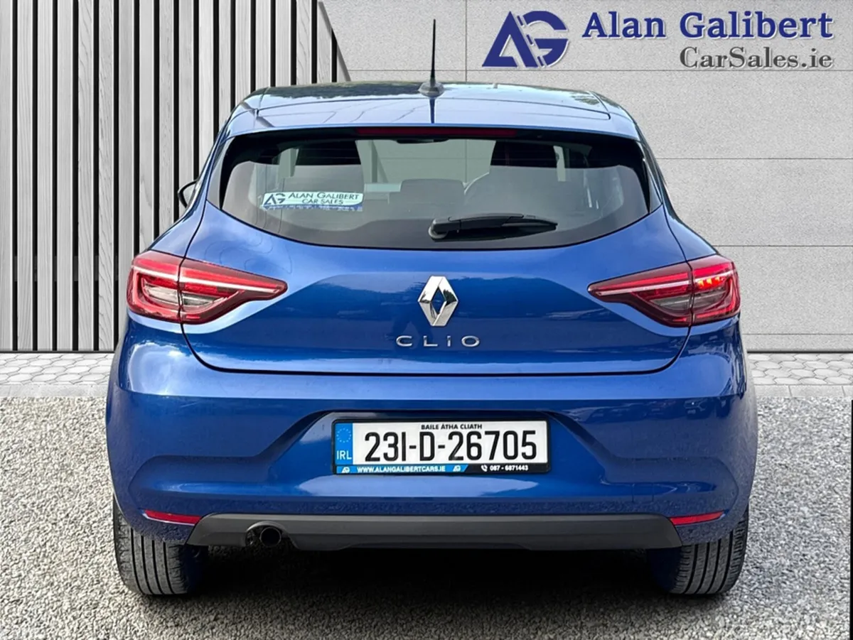 Renault Clio Hatchback, Petrol, 2023, Blue