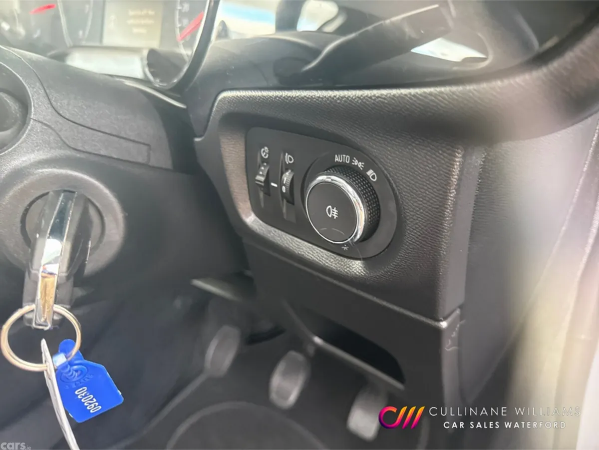 Opel Corsa Hatchback, Petrol, 2024, Grey
