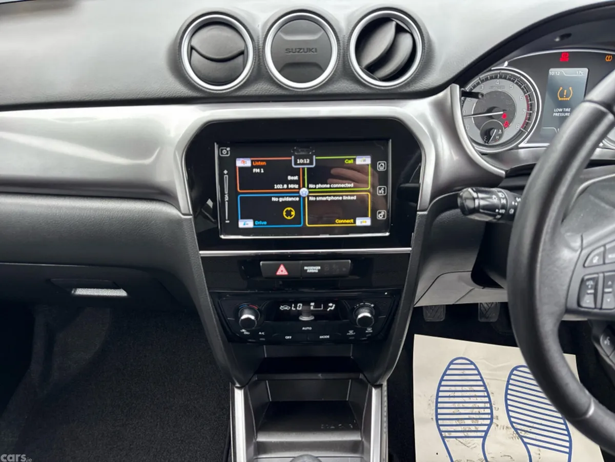 Suzuki Vitara Estate, Petrol, 2021, Grey