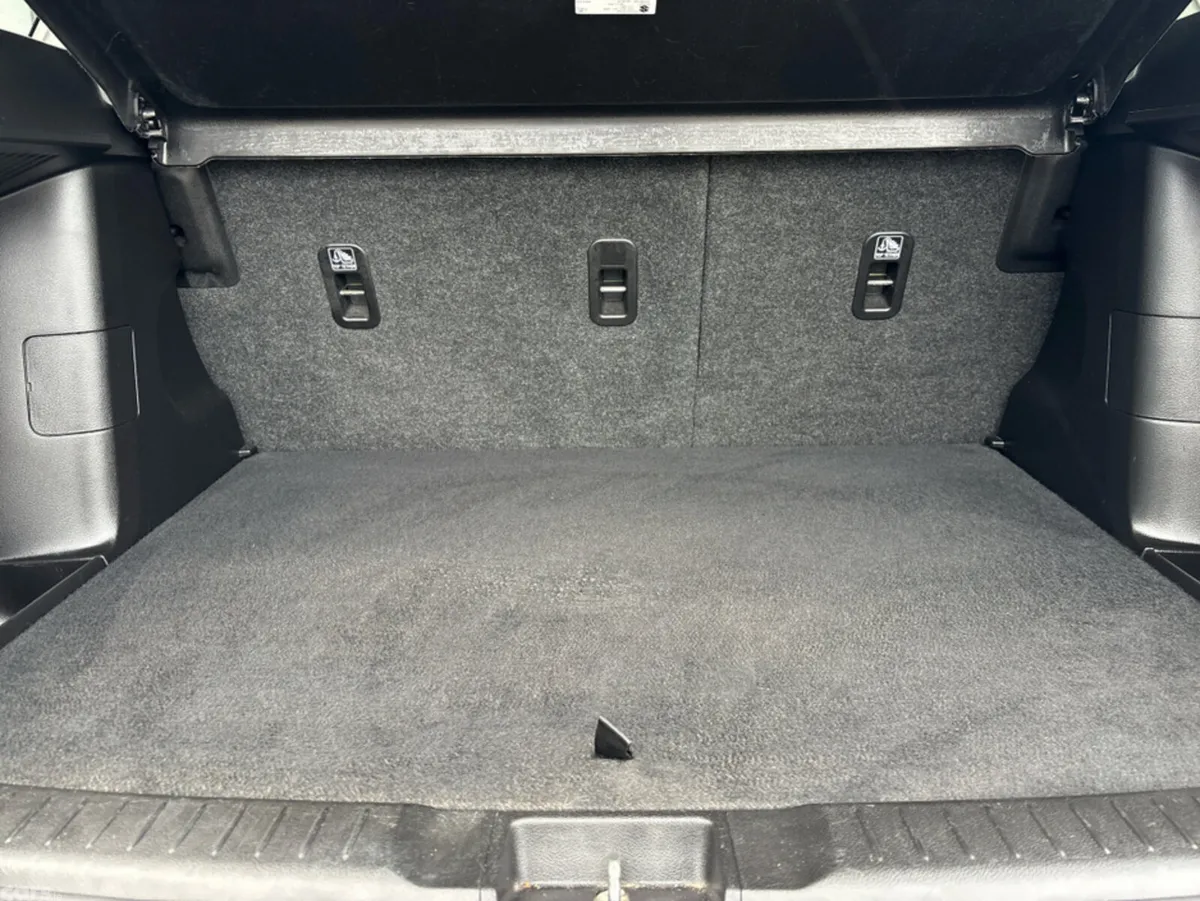 Suzuki Vitara Estate, Petrol, 2021, Grey